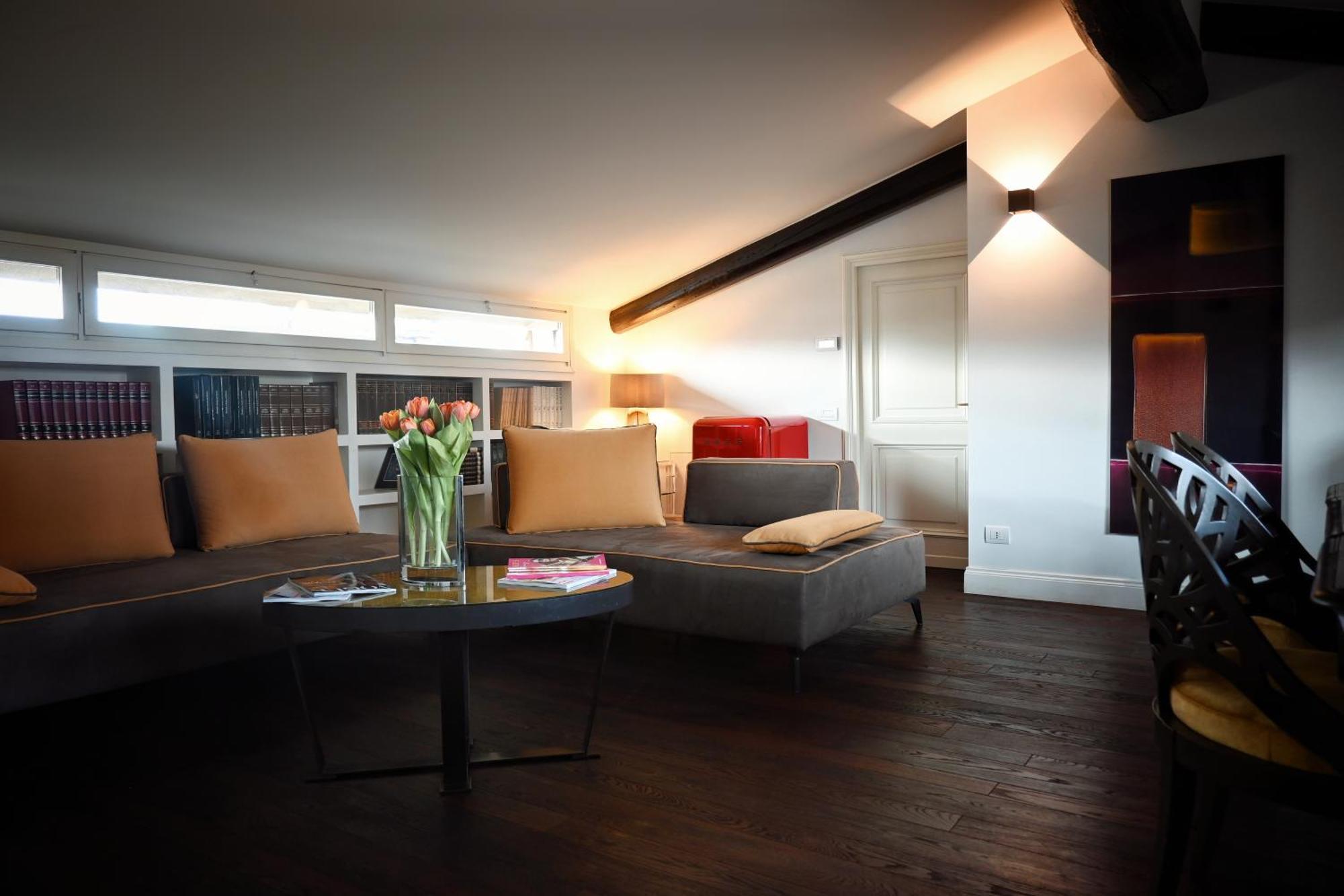 Allegroitalia Penthouse Montenapoleone Milan Exterior photo