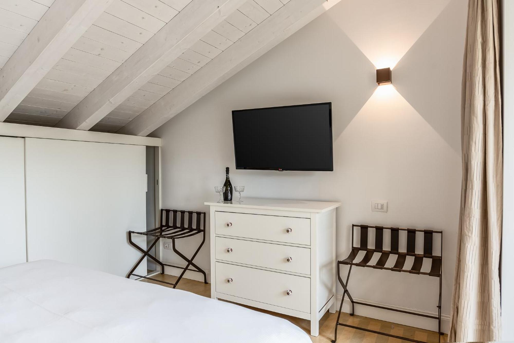 Allegroitalia Penthouse Montenapoleone Milan Exterior photo